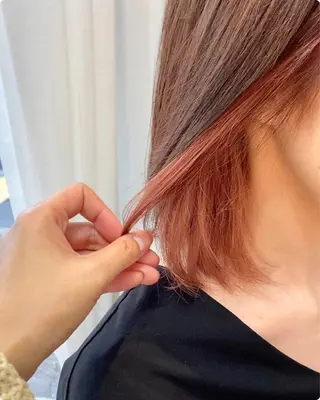 カラー 金丸 千里のヘアスタイル