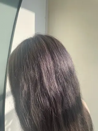 ロング カラー 平 真亜里のヘアスタイル