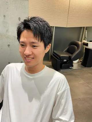 メンズ YinYang所属・川﨑 章弘のヘアスタイル