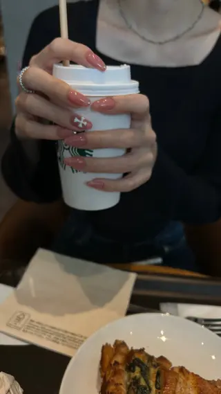 ネイル sayaka 🩰のネイルデザイン