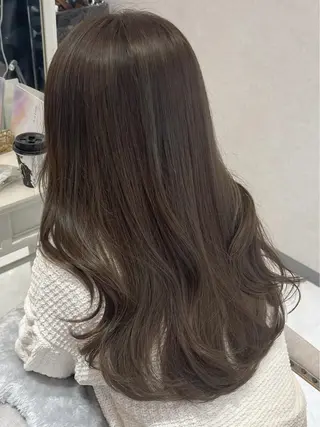 セミロング mareka/顔周り /透明感カラー🤍のヘアスタイル