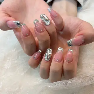 ネイル 河野 弥月のネイルデザイン