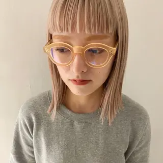 ミディアム カラー ブリーチカラーが人気 onnuのヘアスタイル