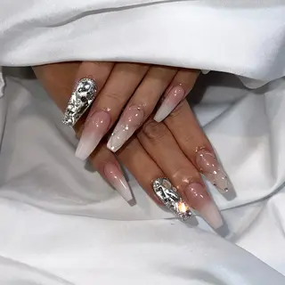 ネイル E 大和八木/ airiのネイルデザイン