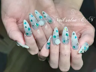 ネイル E.N🦋 長さ出し/持ち込みのネイルデザイン