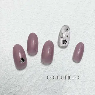 ネイル クチュリエール銀座 💅🏼ゆりのネイルデザイン