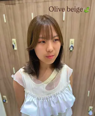 ミディアム 駒形 七海のヘアスタイル