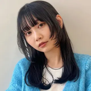 ロング あやめ【顔まわり/レ イヤー/柔らかカラ】のヘアスタイル