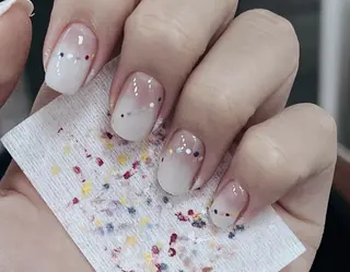 ネイル 高木 維麗絲のネイルデザイン