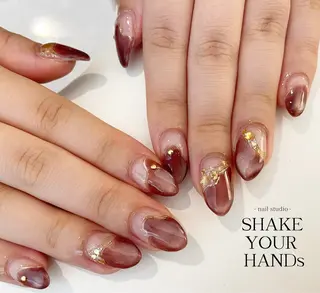 ネイル ネイルスタジオ シェイクユアハンズのネイルデザイン