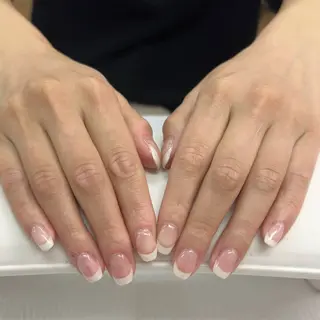 ネイル プラスネイル北千住東口店所属・しもむら ひなこのネイルデザイン