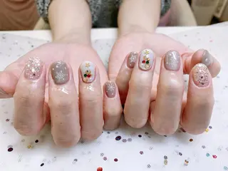 ネイル 🦋ネイルサロン ブラン🌈ゆりのネイルデザイン