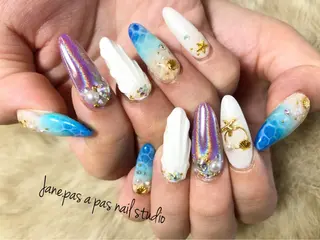 ネイル Yakko pas á pasのネイルデザイン