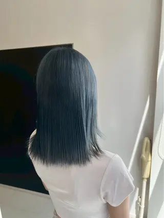 ミディアム カラー 濱田 妃香のヘアスタイル