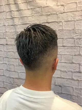 ショート メンズ 銀座マツナガ新宿野村ビル店所属・メンズカット 佐藤優菜のヘアスタイル