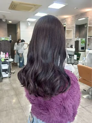 カラー ハイトーンカラー✨ 慶田玲和のヘアスタイル