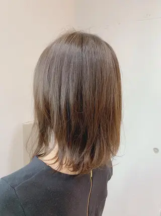 ミディアム カラー 白髪ぼかしハイライト 柳川拓哉のヘアスタイル