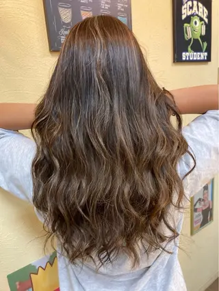 ロング カラー ANSA  hair 椥辻店所属・ANSA  hair かいりのヘアスタイル