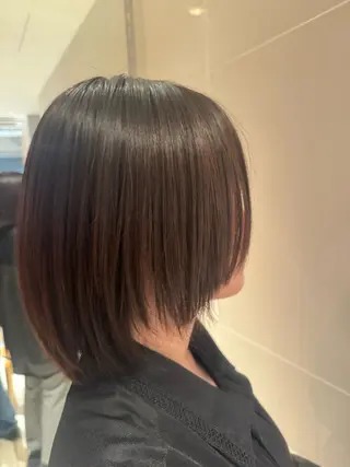カラー パーマ 🌱艶髪ストレート✨ 🦖せりか🦖のヘアスタイル