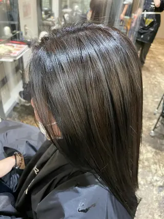 ロング カラー akane .のヘアスタイル