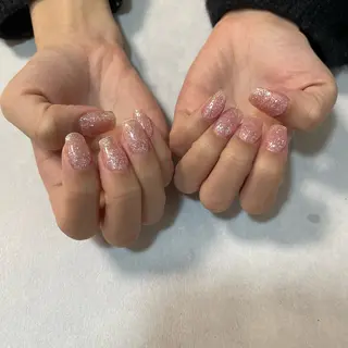 ネイル 𝕐𝕌𝕄𝔼 ┊︎unwindのネイルデザイン