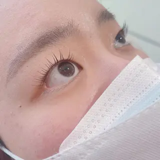 マツエク・マツパ 原 麻耶のヘアスタイル