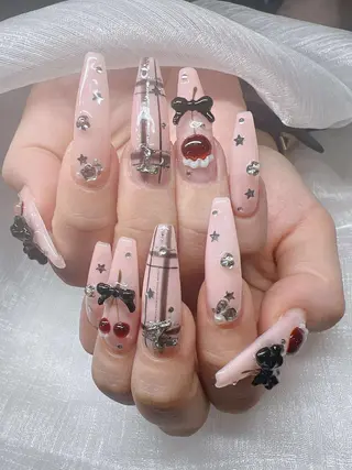 ネイル Lee Nailsのネイルデザイン