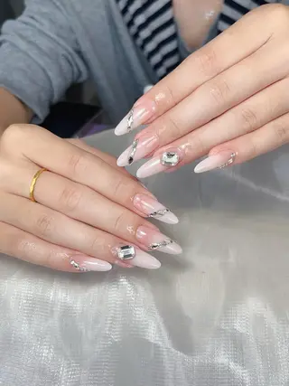 ネイル EE.Nail所属・FuFu.Nail 2️⃣番のネイルデザイン