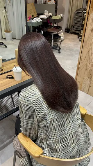 セミロング いわどう はるかのヘアスタイル