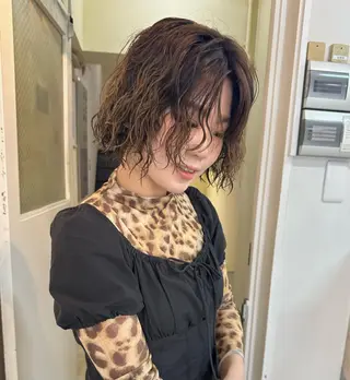 ショート パーマ FavyS「フェイヴィーズ」所属・竹中 彩音のヘアスタイル