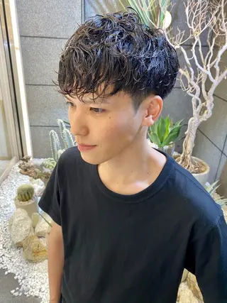 ショート パーマ メンズ 酸スト/フェザー パーマ/三谷海斗のヘアスタイル