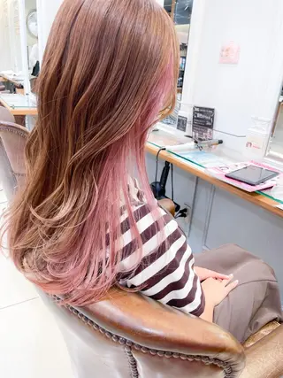 ロング カラー ✨カラー支持No.1 🧸ワキ カナコ🧸のヘアスタイル