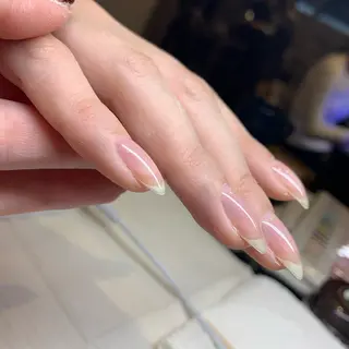 ネイル repos~ルポ~所属・里見 麗のネイルデザイン