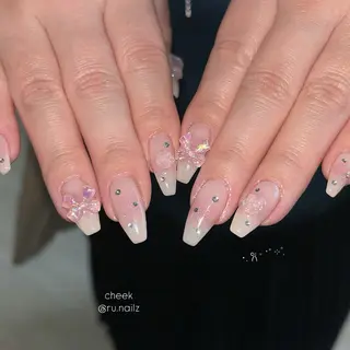 ネイル LIAn.🎀 Munakataのネイルデザイン