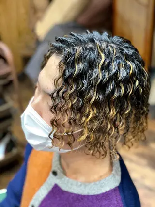 ミディアム パーマ メンズ ツイスパ/Wカラー ✨RYUのヘアスタイル