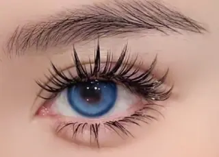 マツエク・マツパ YINGサロン所属・井本 真凜のマツエク・マツパデザイン