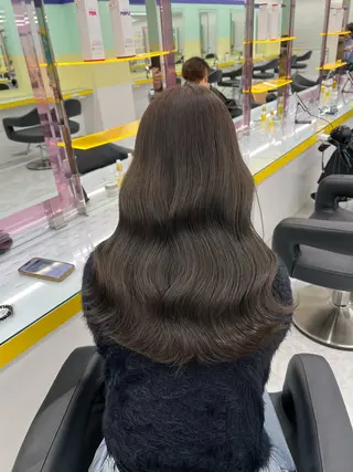 セミロング レイヤー/韓国❣️ 髪質改善/亘紘輝のヘアスタイル