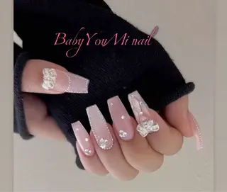 ネイル 相沢 さやかのネイルデザイン