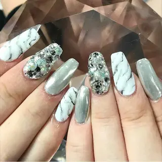 ネイル 渋谷ビュレネイル Kaoruのネイルデザイン