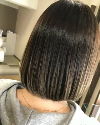 ショート corte【コルテ】所属・ナオイ ユウキのヘアスタイル