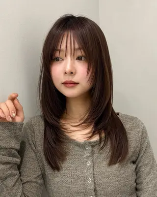 ミディアム カラー 後藤 愛美/レイヤーカットのヘアスタイル