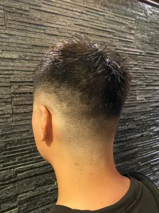 ショート ヒロ銀座所属・小島 史也のヘアスタイル