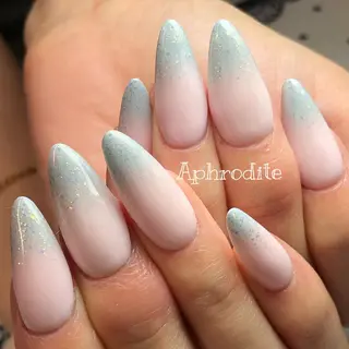 ネイル Aphrodite パラジェル認定サロンのネイルデザイン