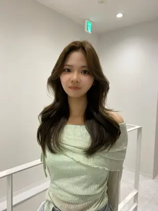 ロング カラー レイヤー/艶カラー /韓国ヘア/高松のヘアスタイル