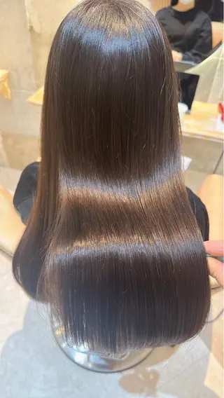 yuto 金山/透明感カラーのヘアスタイル