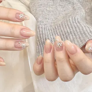 ネイル RAFFINE haru🦋🩵のネイルデザイン