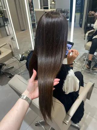 ロング カラー 片桐 由華のヘアスタイル