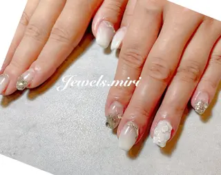 ネイル Jewels nail lily 白楽所属・ネイルサロン Jewels Mのネイルデザイン