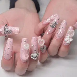 ネイル Nail Salon L'arc所属・💊大阪/心斎橋 moni🧠のネイルデザイン