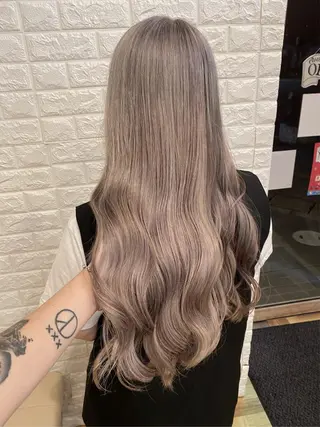 ロング _WHITE難波店[アンダーバーホワイト]所属・艶カラー/髪質改善 /韓国風/中村嘉秀のヘアスタイル